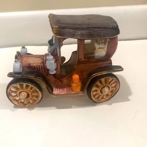 Vitange old car ceramic